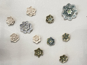 Julie Neri | 4in Flower Garden Stakes