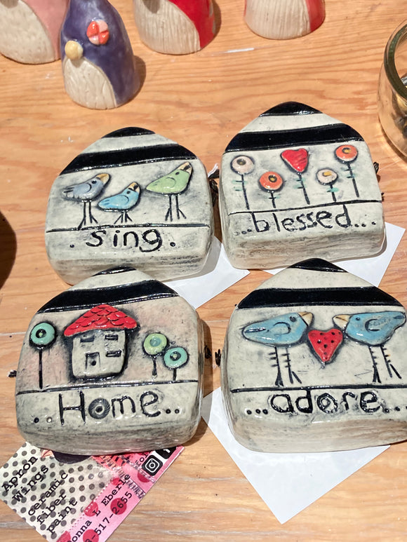 Apron Wings | Wall Insp House X4