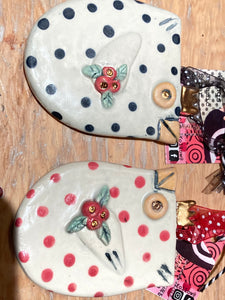 Apron Wings | Crown Bird Ornament X4