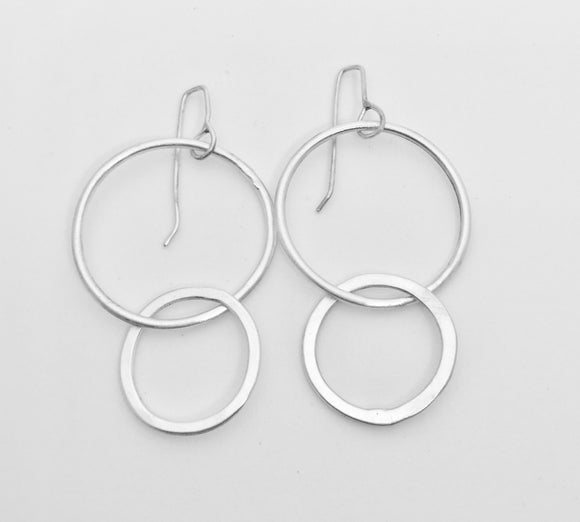 Sliver Double Circle Earrings Easy to wear everyday
